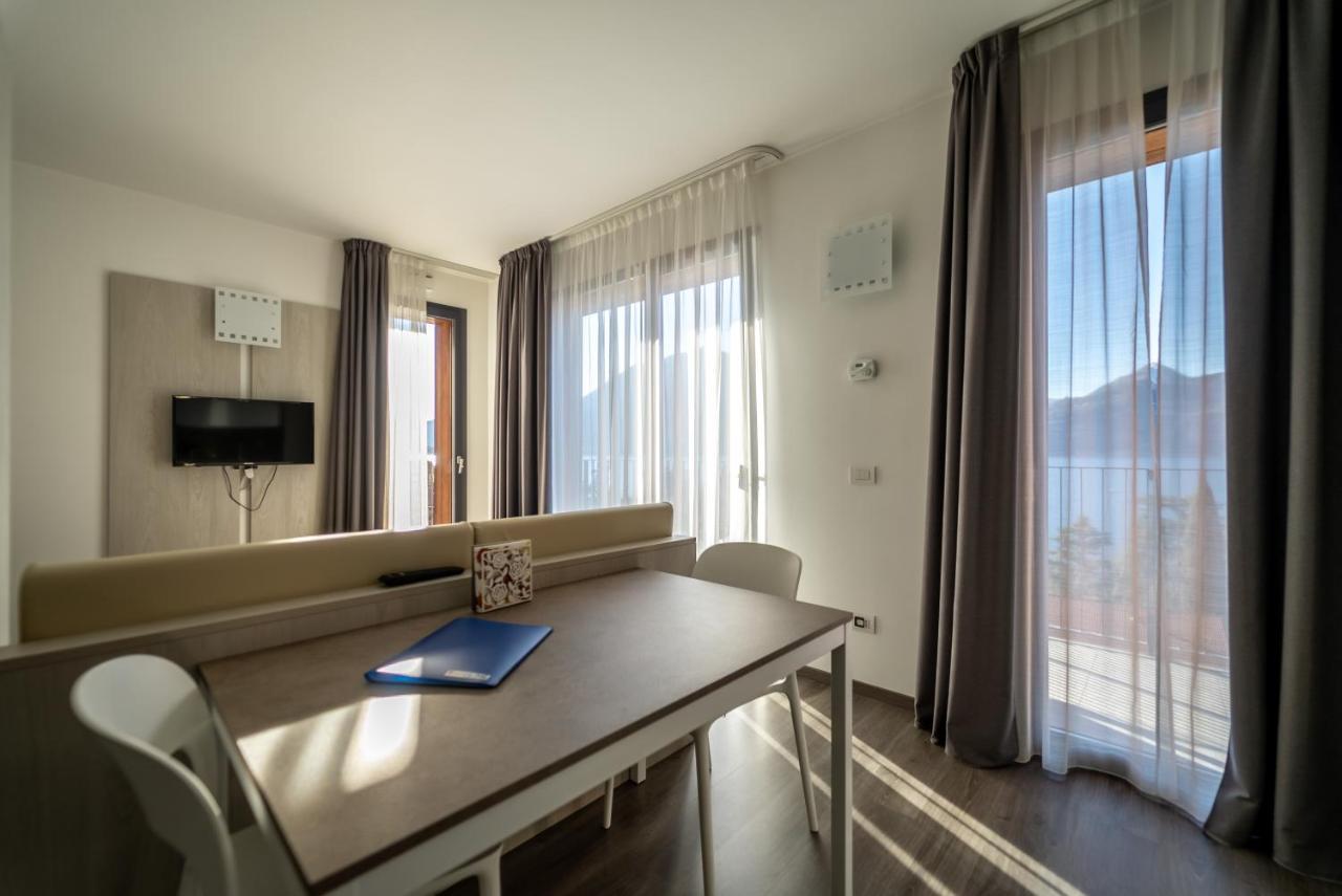 Апартаменты Residenza Luigina Варенна Экстерьер фото